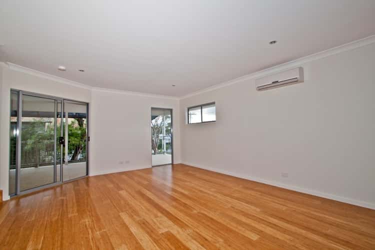 Fourth view of Homely townhouse listing, 1/22 Franklin Street, Annerley QLD 4103