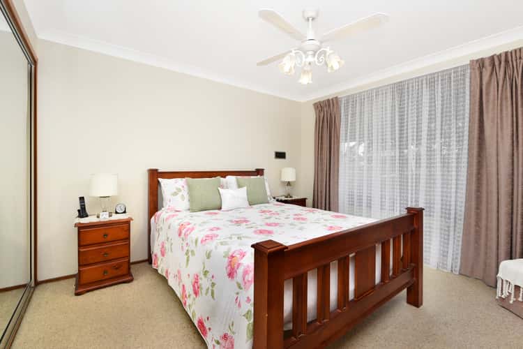 Fourth view of Homely house listing, 7 Loxton Place, Bossley Park NSW 2176