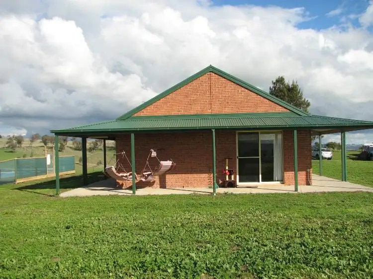 134 Kirribilli Road, Canowindra NSW 2804