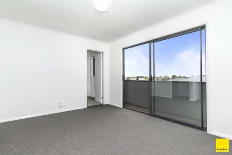 Fifth view of Homely house listing, 14 Treeve Parkway, Werribee VIC 3030