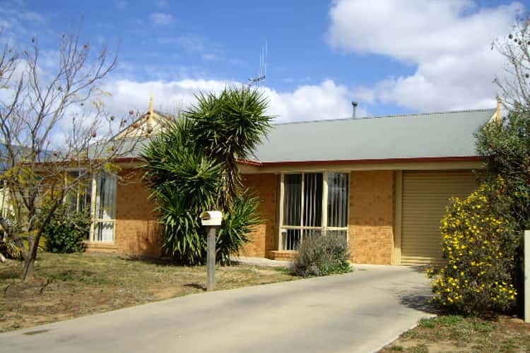 Main view of Homely house listing, 2 Quinn Court, Echuca VIC 3564