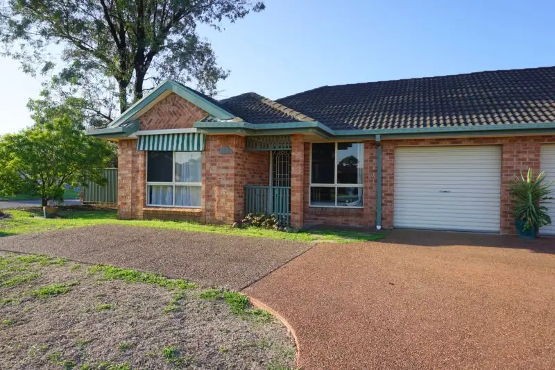 Main view of Homely unit listing, 1/142 Gardner Circuit, Singleton NSW 2330