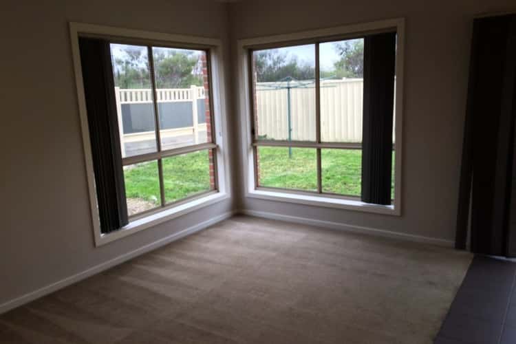 Fifth view of Homely house listing, 29 Tusmore Rise, Craigieburn VIC 3064