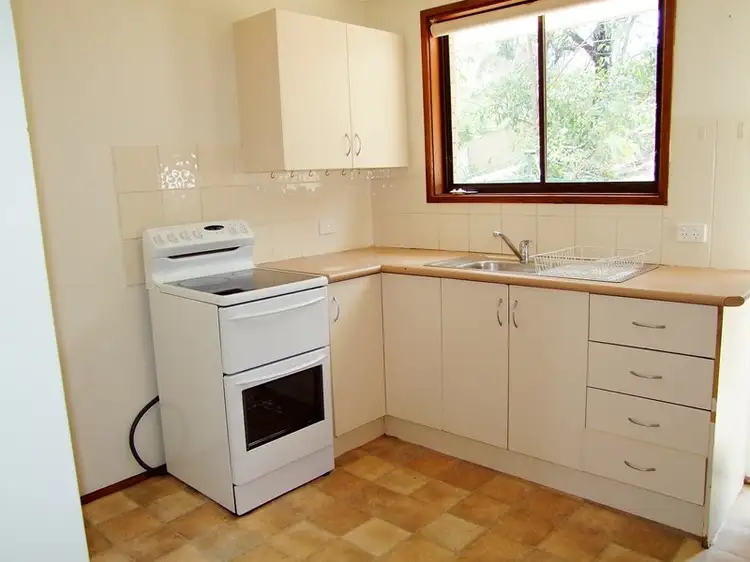 Sixth view of Homely house listing, 4 Fontana Way, Singleton NSW 2330