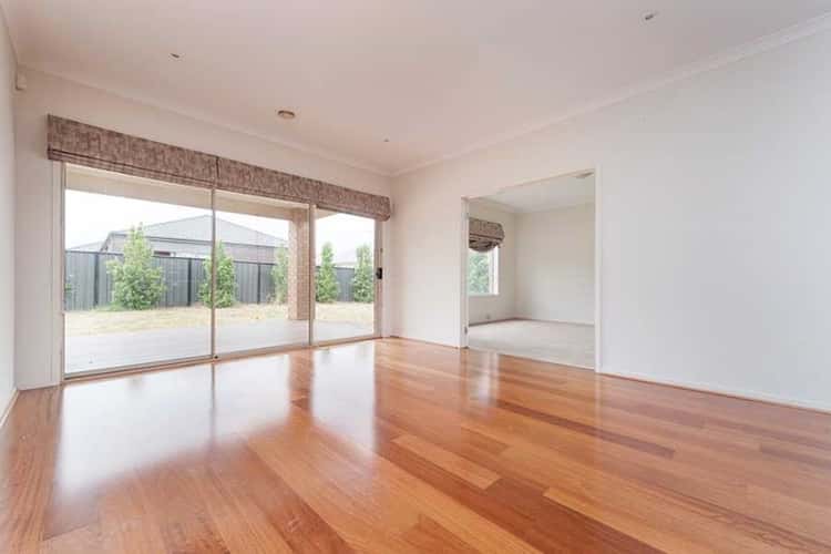 Fifth view of Homely house listing, 31 Cleveland Drive, Craigieburn VIC 3064