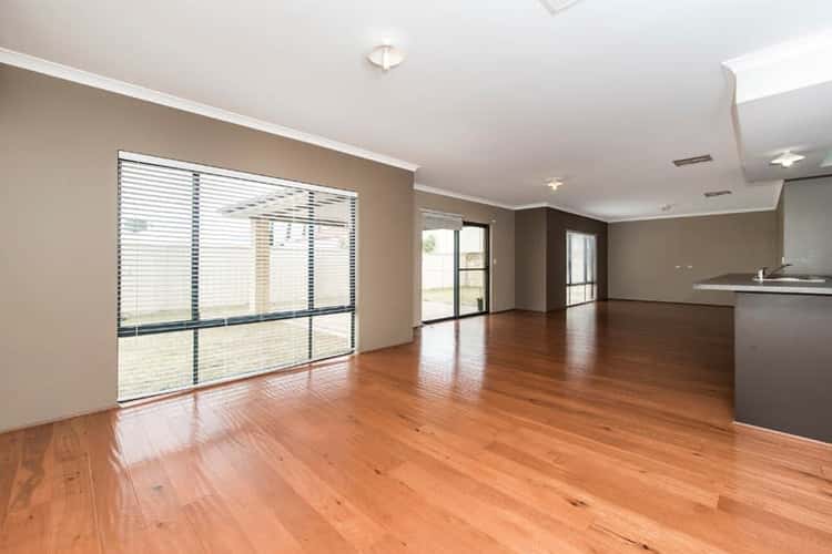 Second view of Homely house listing, 21 Haldane Link, Baldivis WA 6171