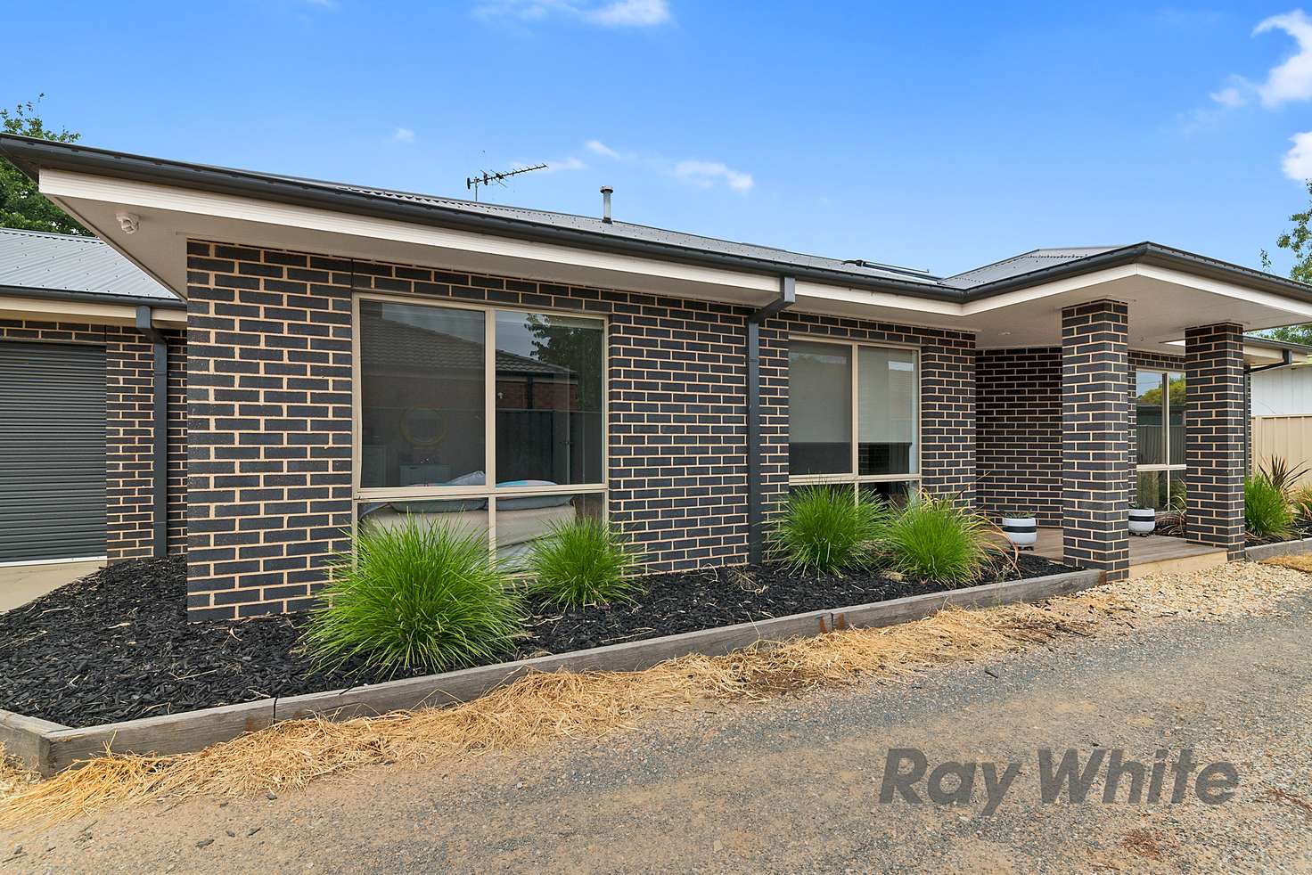 Main view of Homely house listing, 2/1 Mary Street, Benalla VIC 3672
