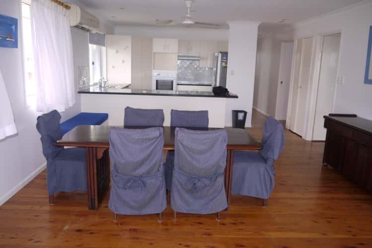 Third view of Homely unit listing, 2/39 Kiama Avenue (Upstairs), Bangalee QLD 4703