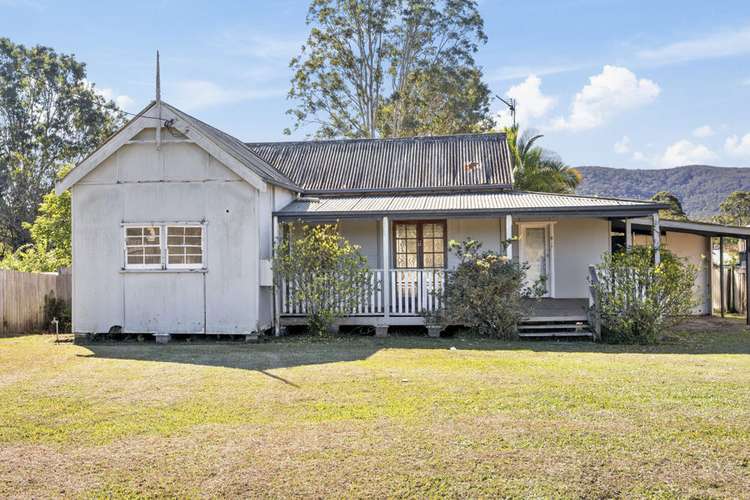 6 Grafton Street, Nana Glen NSW 2450