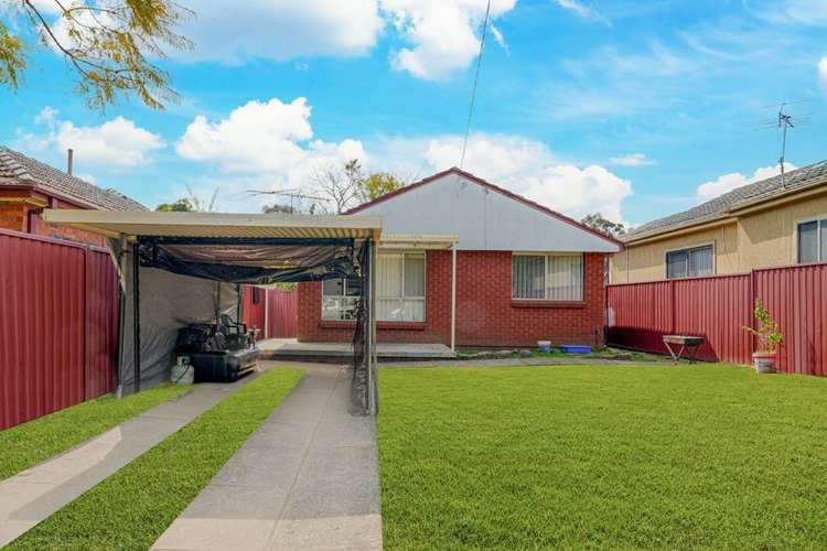 66 Whitaker Street, Old Guildford NSW 2161
