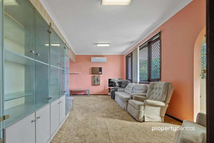 Fourth view of Homely villa listing, 2/73 Bringelly Road, Kingswood NSW 2747