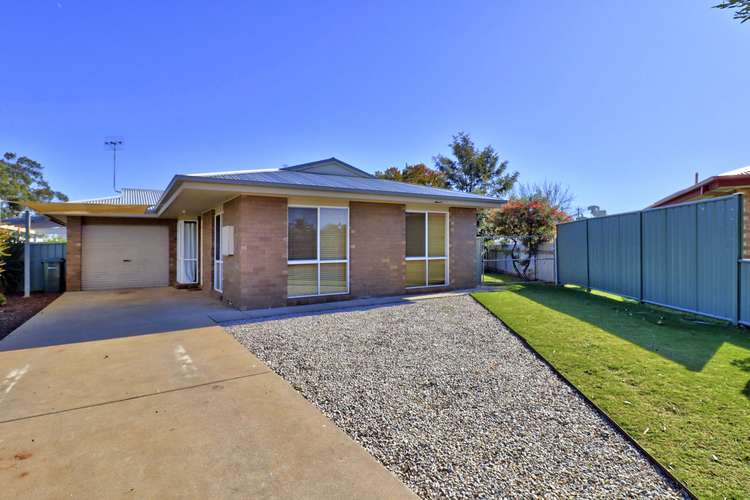 3 Norris Crt, Deniliquin NSW 2710