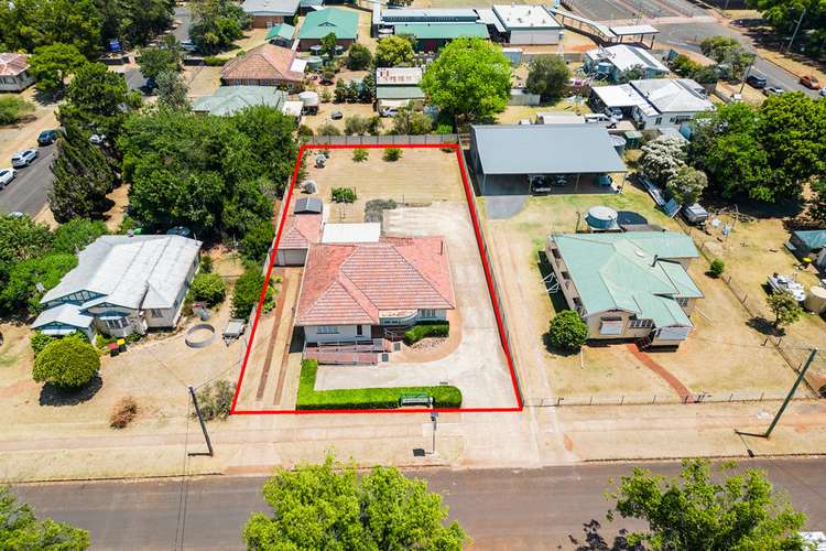 13 William St, Kingaroy QLD 4610