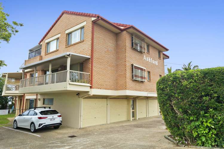 Main view of Homely unit listing, 4/162 Prince Edward Parade, Scarborough QLD 4020