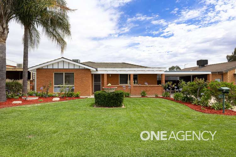 10 TRUSCOTT DRIVE, Ashmont NSW 2650