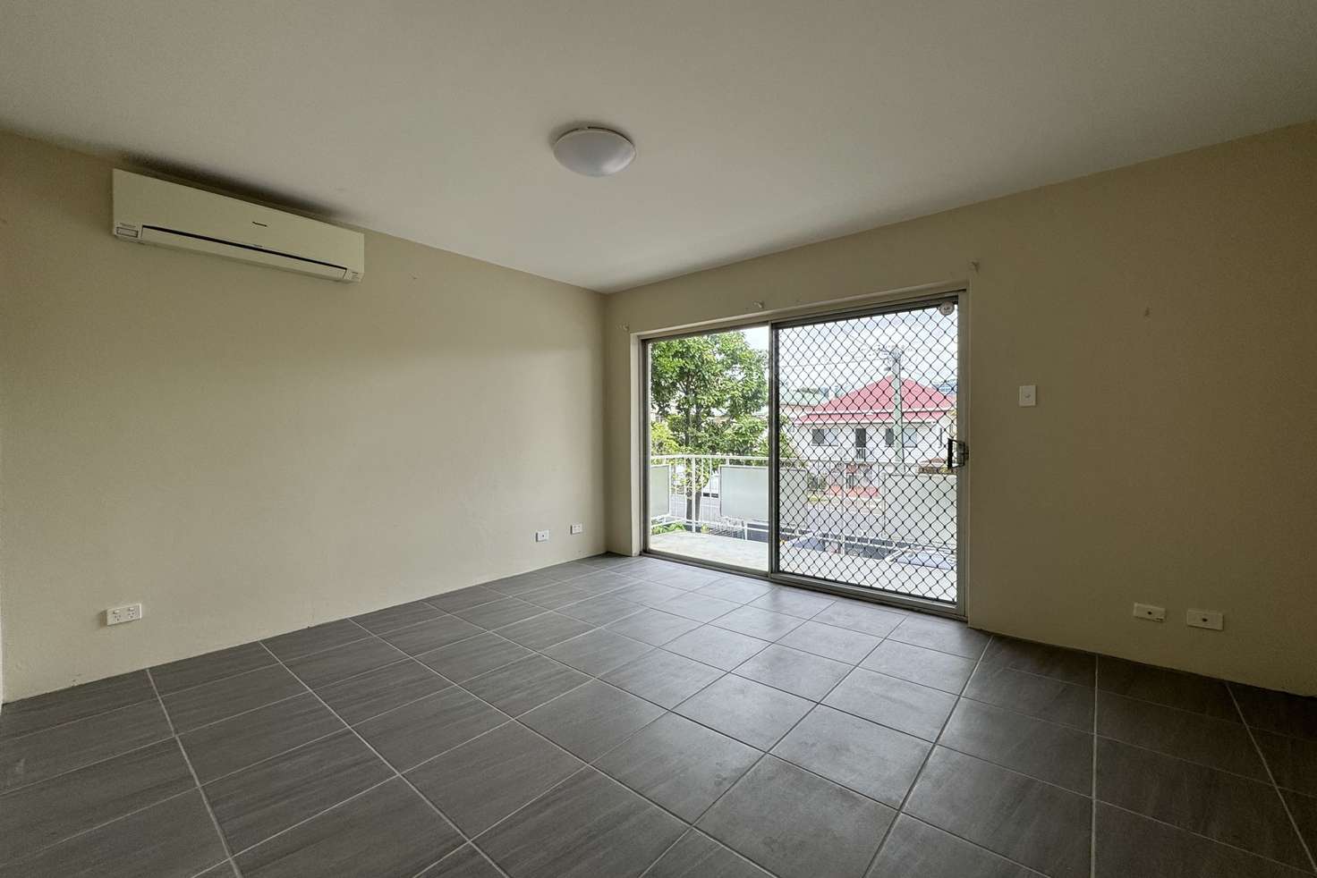 Main view of Homely unit listing, 1/193 Kent Street, New Farm QLD 4005