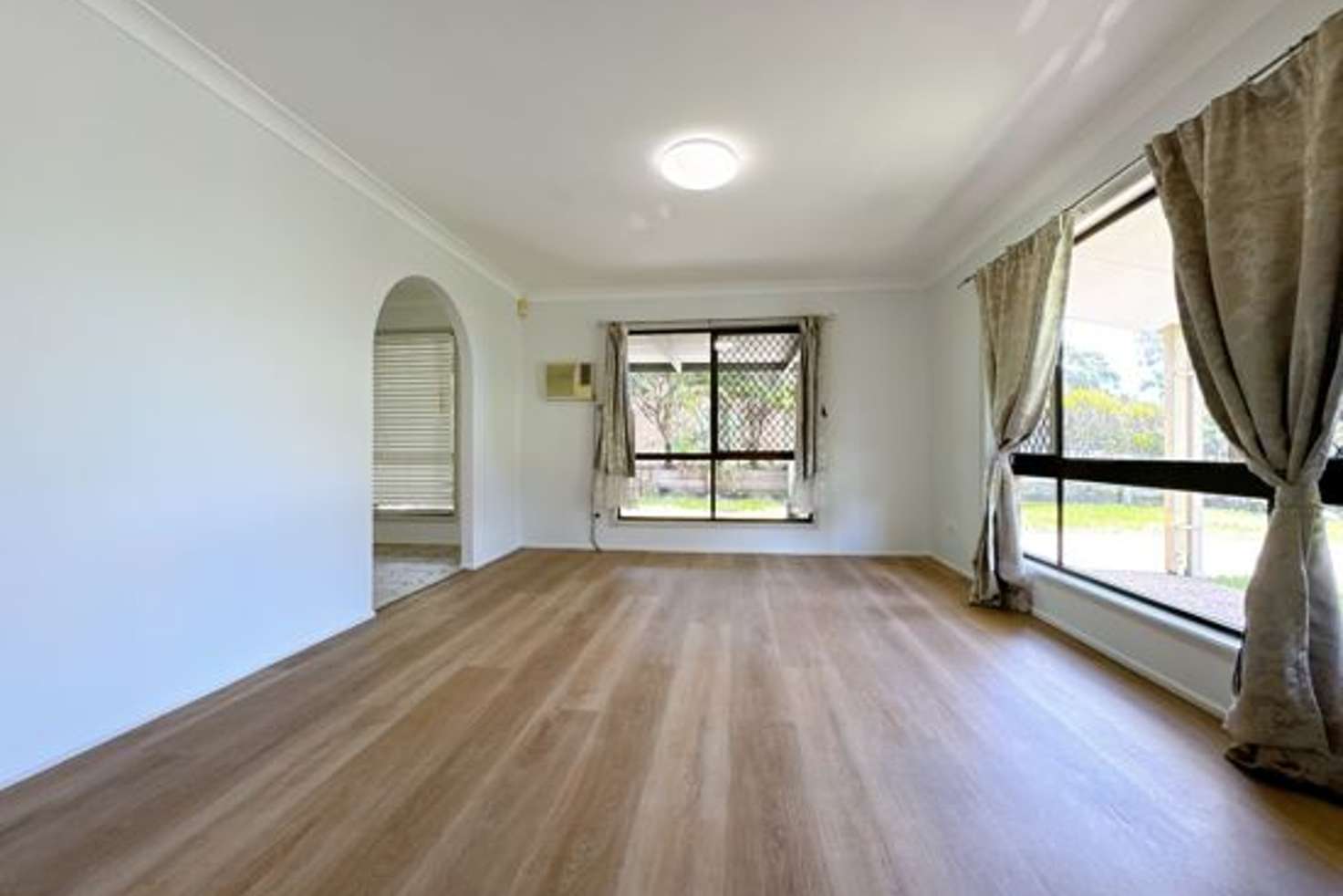 Main view of Homely house listing, 10 Emerald Drive, Regents Park QLD 4118