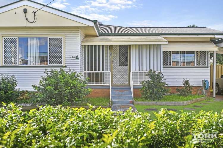 195 North Street, Rockville QLD 4350