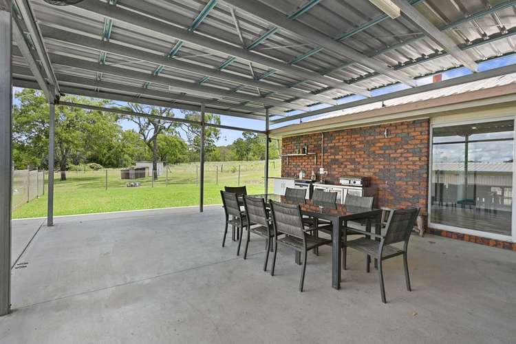 6 Carinya Court, Glenvale QLD 4350