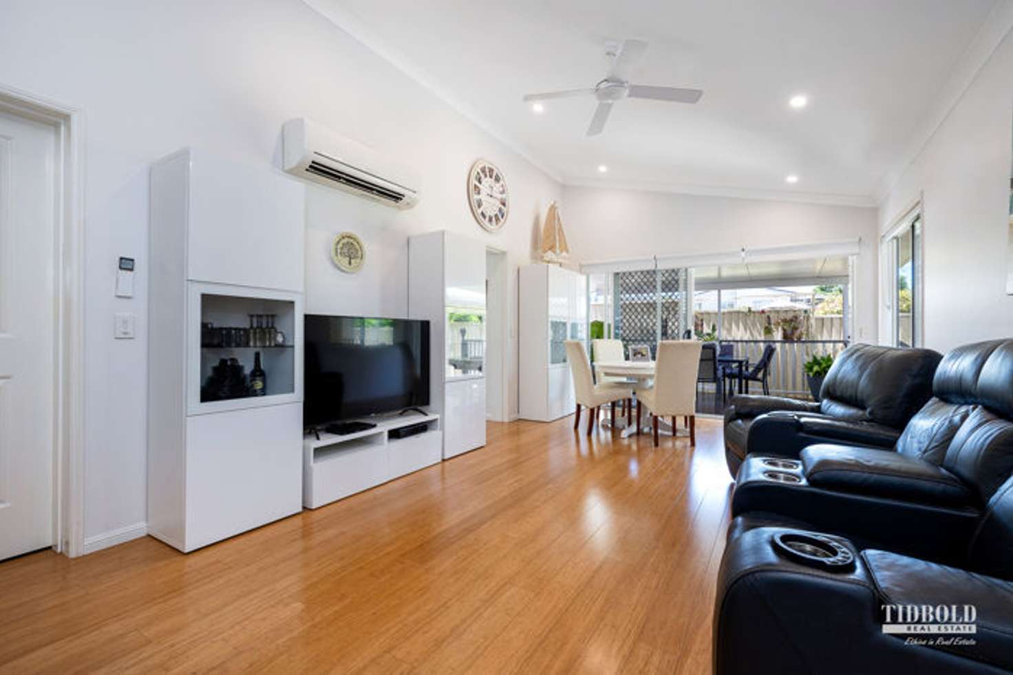 Main view of Homely villa listing, 76/905 Manly Road, Tingalpa QLD 4173
