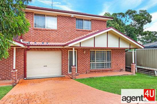 Main view of Homely townhouse listing, 4/39 Bringelly Road, Kingswood NSW 2747