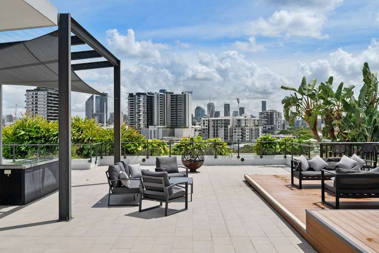 Main view of Homely unit listing, 211/8 Holden Street, Woolloongabba QLD 4102