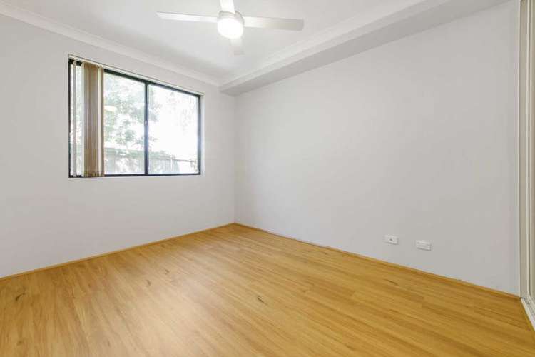 Third view of Homely unit listing, 5/10-12 Reid Av, Westmead NSW 2145