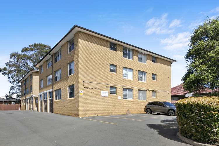 Main view of Homely unit listing, 22/8 Station Street, Guildford NSW 2161