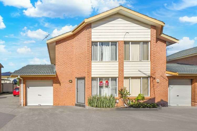 Main view of Homely townhouse listing, 10/5-7 Thelma Street, Lurnea NSW 2170