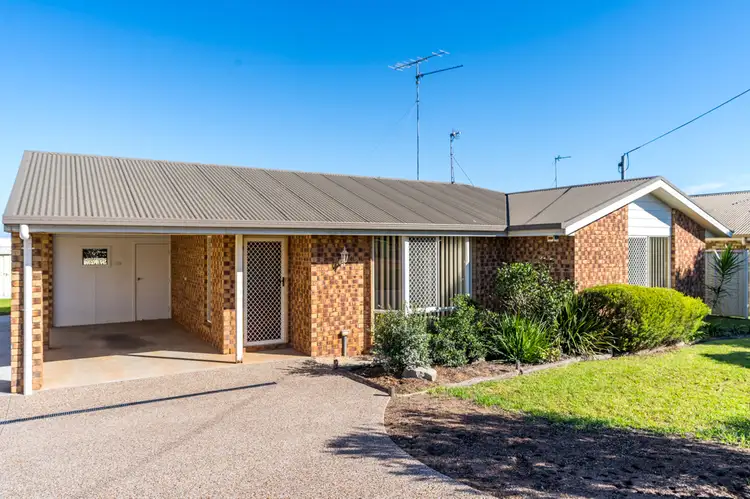 541 Greenwattle Street