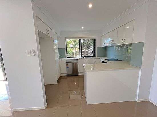 Third view of Homely townhouse listing, 18 30 Girraween Cres, Parkinson QLD 4115