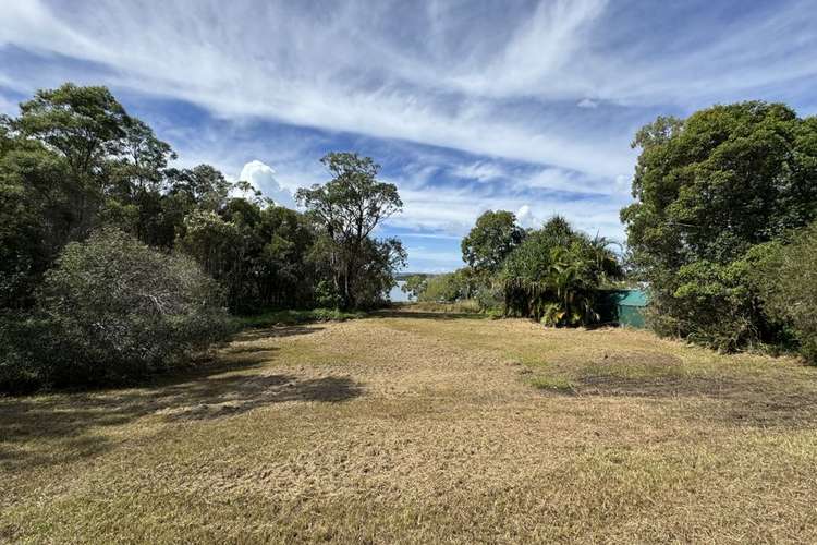 38 Nunkeri Drive, Macleay Island QLD 4184