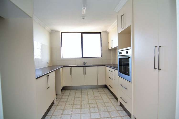 Fourth view of Homely unit listing, 25/8 Paradise Parade, Paradise Point QLD 4216