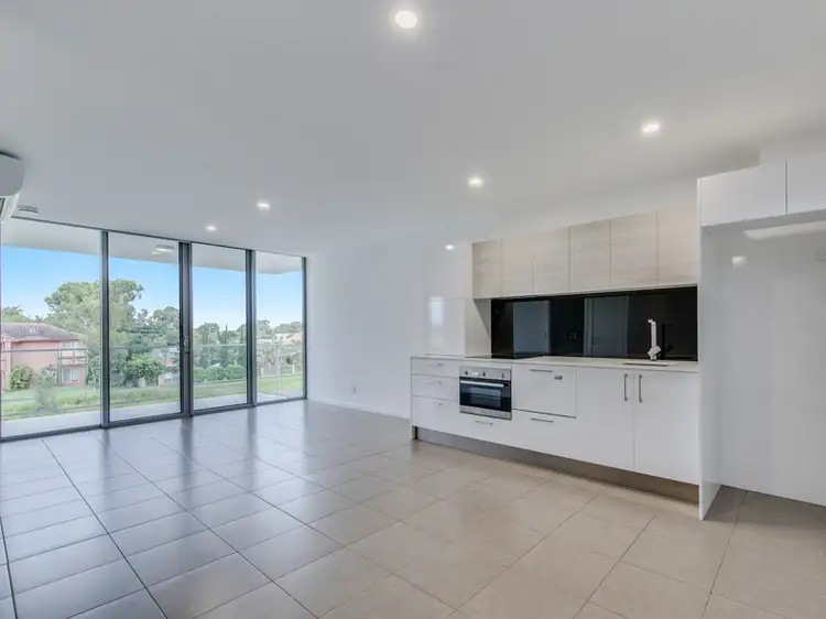 8 Waterford Court