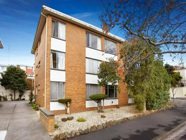 4/13 Howitt Street