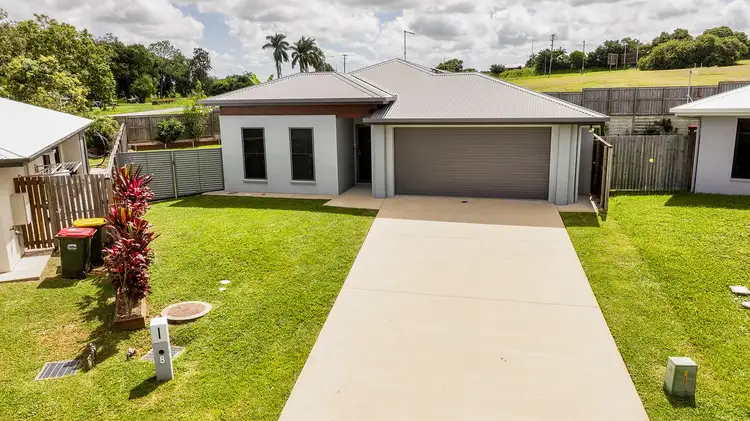 8 Pellage Court