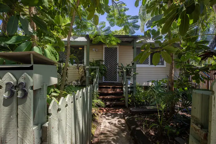 33 Waverley Street