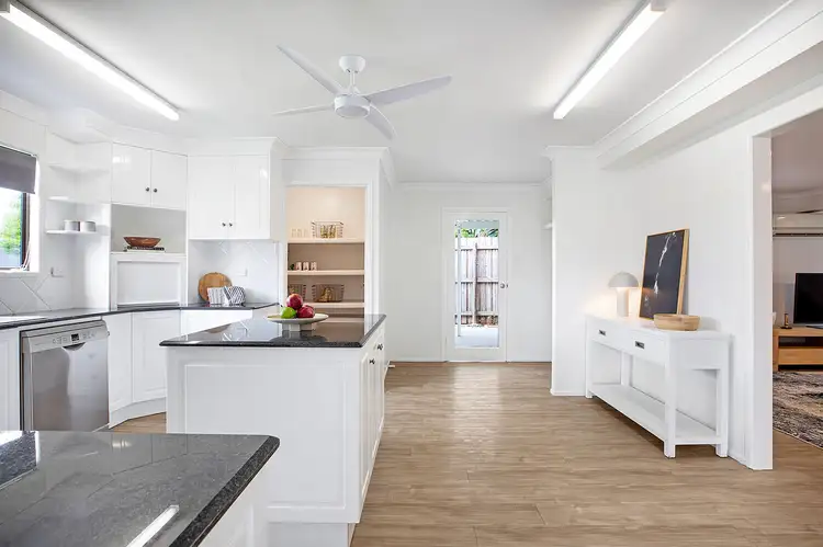 Sixth view of Homely house listing, 5 Ramsay Court, Beaconsfield QLD 4740