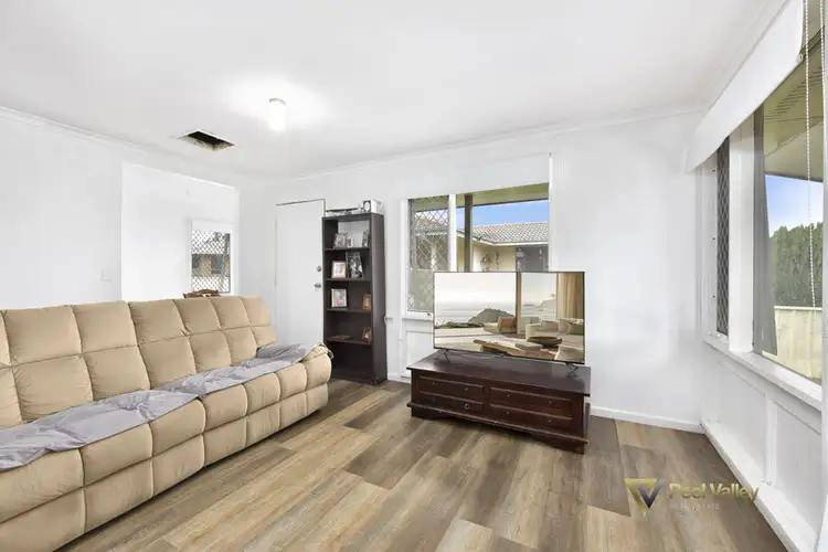 Fourth view of Homely house listing, 27 Sue Crescent, Tamworth NSW 2340