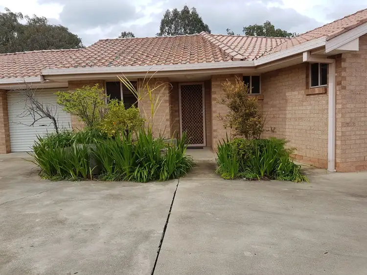 Main view of Homely unit listing, 2/22 Charles Coxen Close, Tamworth NSW 2340