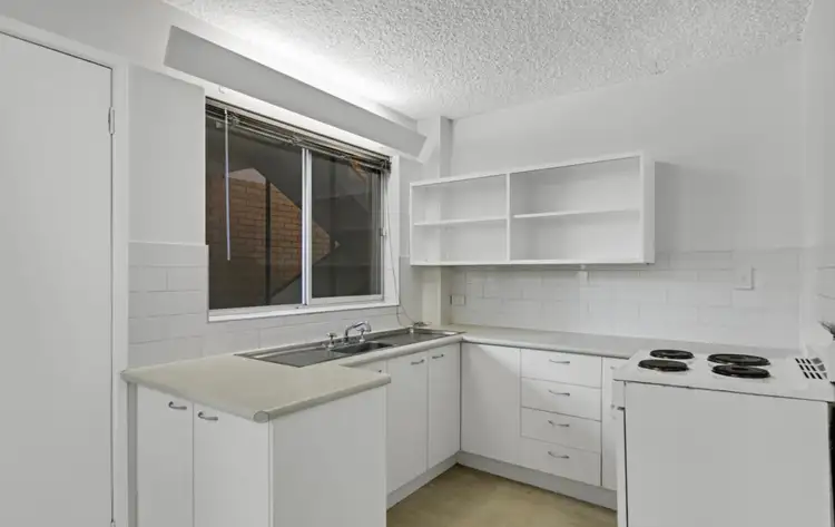 Second view of Homely unit listing, 3/139 Mooloolaba Esp, Mooloolaba QLD 4557