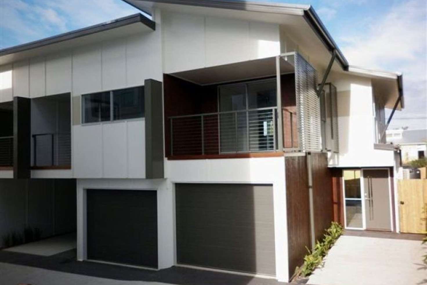 Main view of Homely townhouse listing, 3/165 Gladstone Road, Highgate Hill QLD 4101