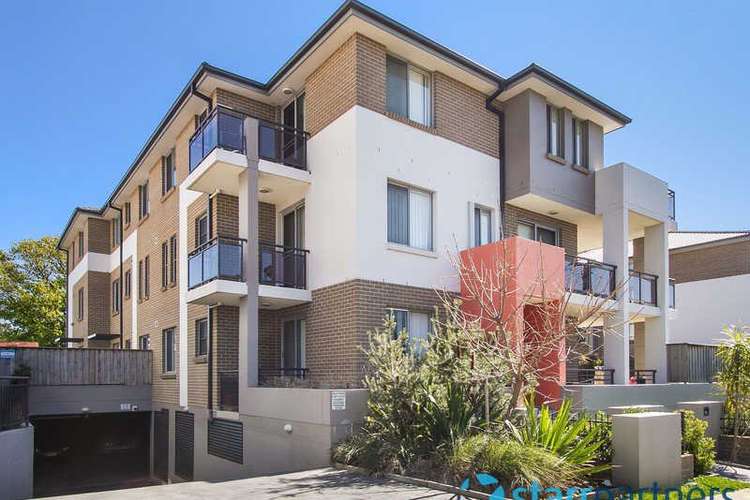 Main view of Homely unit listing, 15/21 CROSS STREET, Guildford NSW 2161
