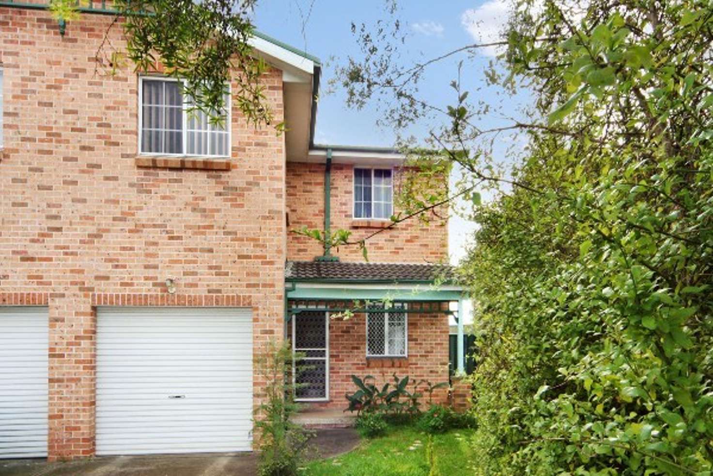 Main view of Homely semiDetached listing, 2/6 Cumbrae Close, Erskine Park NSW 2759
