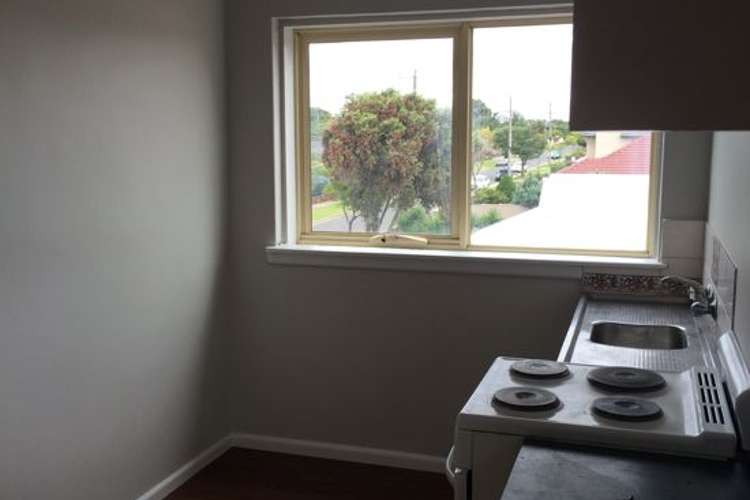 Fifth view of Homely apartment listing, 6/2 Stenhouse Avenue, Brooklyn VIC 3012