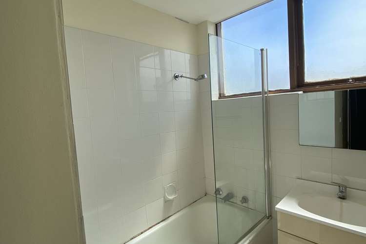Third view of Homely apartment listing, 1/9 Austin Terrace, Brunswick VIC 3056