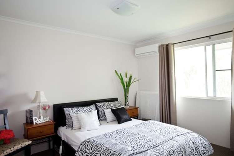 Sixth view of Homely unit listing, 2/18 Beach Road, Dolphin Heads QLD 4740