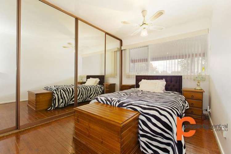 Sixth view of Homely house listing, 18 Robyn Avenue, South Penrith NSW 2750