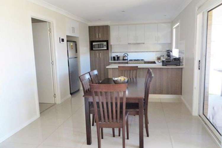 Third view of Homely villa listing, 1/30 Osterley Street, Bourkelands NSW 2650