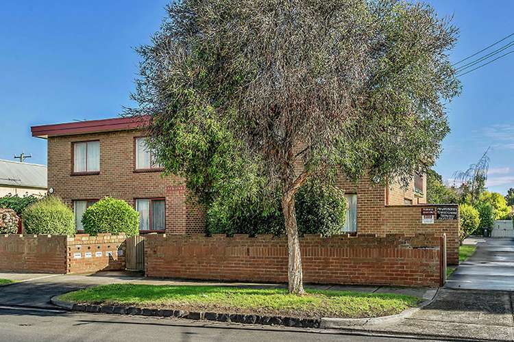 Main view of Homely apartment listing, 10/15-17 De Carle Street, Coburg VIC 3058